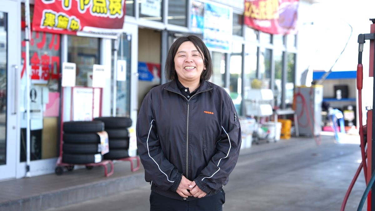 女性スタッフ